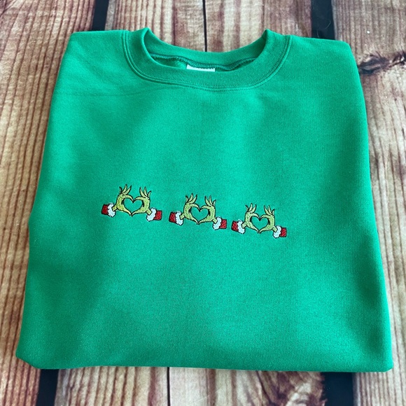 Custom Embroidered Grinch Hearts Women’s Green Sweatshirt - Picture 1 of 5